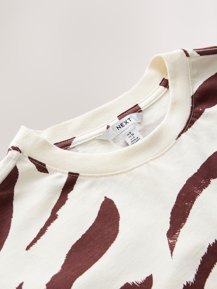 Zebra Print White/Brown - Short Sleeve Crew Neck 100% Cotton T-Shirt - Imagen 8 de 8 Zebra Print White/Brown - Short Sleeve Crew Neck 100% Cotton T-Shirt - Imagen 8 de 8