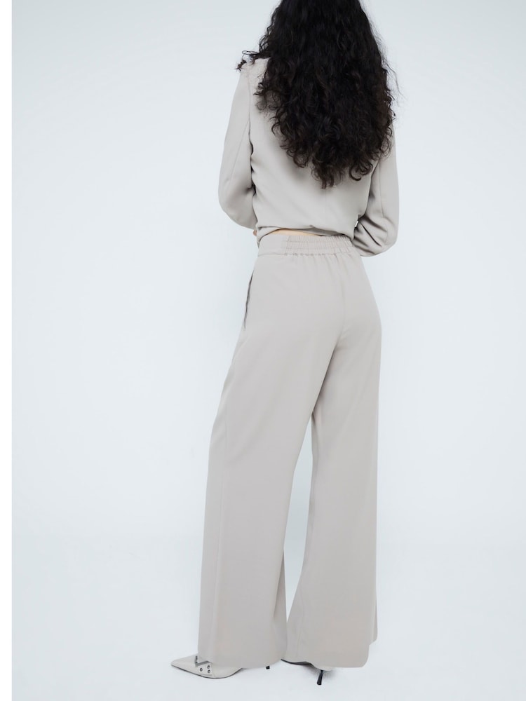 River Island Grey Pleated Wide Leg Tailored Trousers - Image 2 of 5 River Island Grey Pleated Wide Leg Tailored Trousers - Image 2 of 5