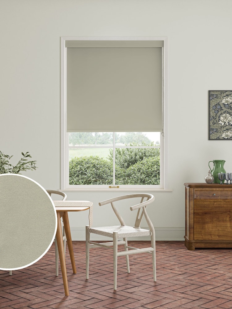 William Morris At Home Fennel Green Waltham Made to Measure Roller Blind - Image 1 of 7
