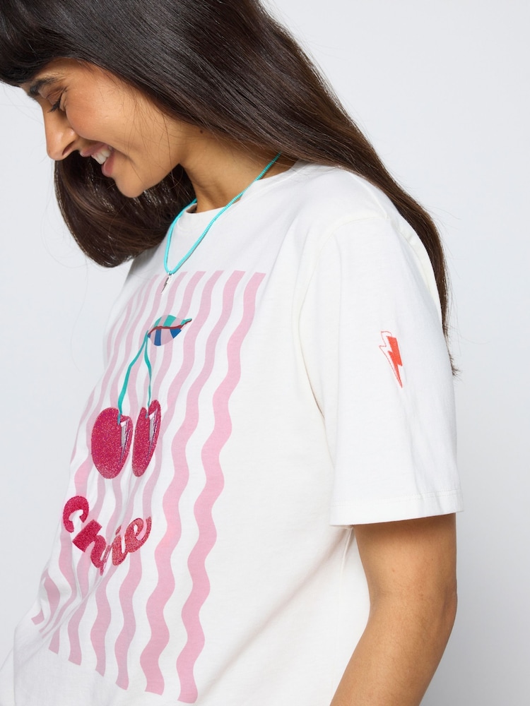 SCAMP & DUDE White Cherry Print T-Shirt - Image 4 of 4 SCAMP & DUDE White Cherry Print T-Shirt - Image 4 of 4