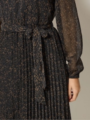 M&Co Black Printed Pleated Chiffon Dress - Image 4 of 6