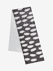 Black/White Halloween Gus the Ghost Light Up Table Runner - Image 4 of 4