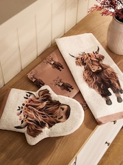 3 Piece Natural Hamish the Highland Cow Tea Towel and Mitt Bundle - Image 2 of 4