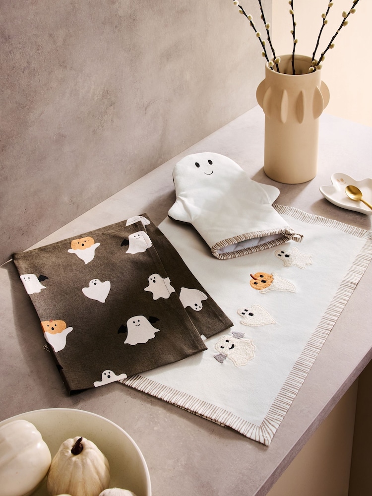 3 Piece Gus the Ghost Tea Towel and Mitt Bundle - Bild 2 von 4
