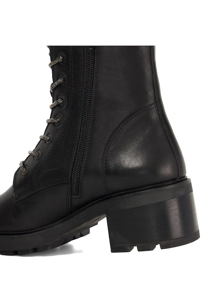 Dune London – Plexie – Stiefel mit verzierten Schnürsenkeln - Bild 6 von 6 Dune London – Plexie – Stiefel mit verzierten Schnürsenkeln - Bild 6 von 6