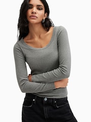 Gris - AllSaints Rina Long Sleeve Scoop Neck T-Shirt - Imagen 1 de 6