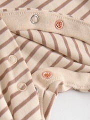 Neutral Milk Club Baby Bundle Gift Set 7 Piece (0-18mths) - Image 15 of 17