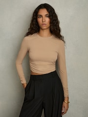 Reiss Sand Edith Jersey-Stretch Ruched Cropped Top - Image 3 of 6