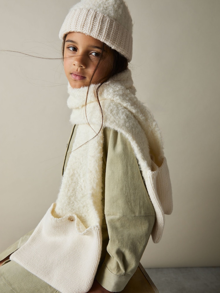 Reiss Cream Becca Pouch-Pocket Fluffy Scarf With Wool And Cashmere - Image 2 of 4