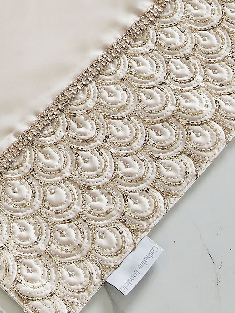 Catherine Lansfield Set of 4 Champagne Deco Sequin Dining Placemats - Image 2 of 3 Catherine Lansfield Set of 4 Champagne Deco Sequin Dining Placemats - Image 2 of 3