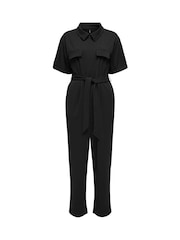 Only – kurzärmliger Jersey-Jumpsuit mit Gürtel - Bild 4 von 5
