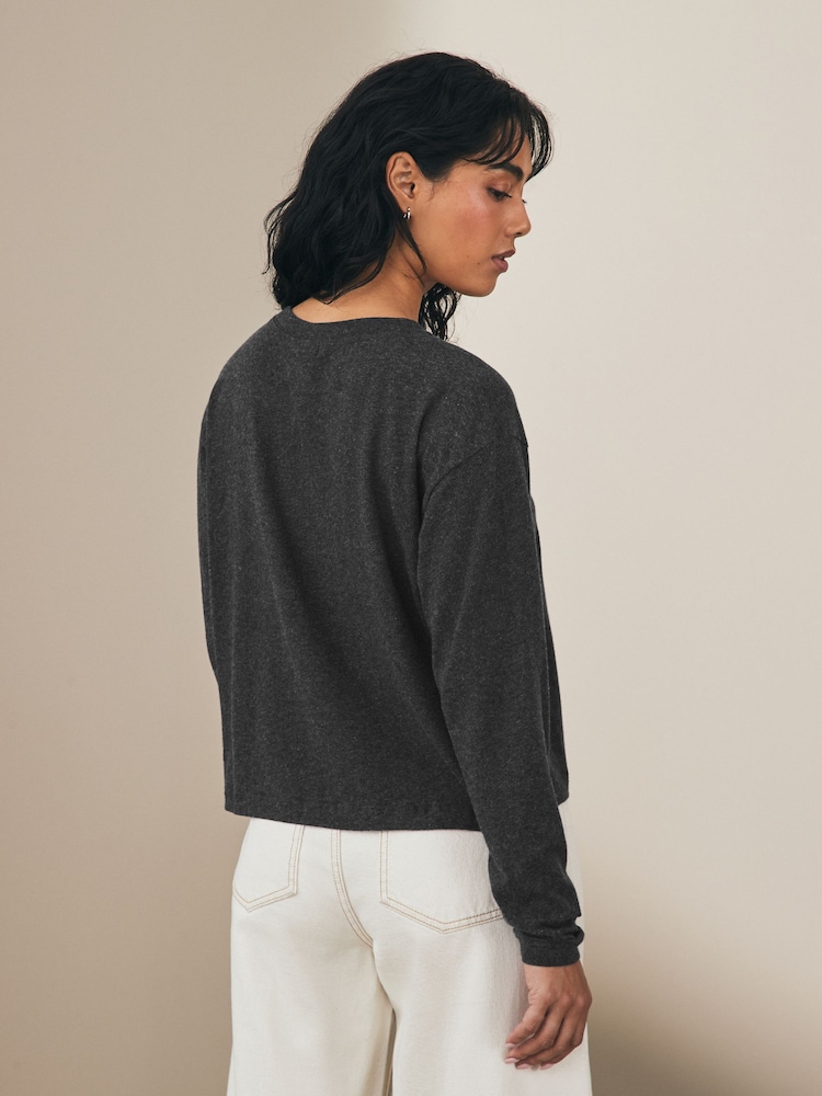 American Vintage Ypawood Long Sleeve Black T-Shirt - Image 2 of 4 American Vintage Ypawood Long Sleeve Black T-Shirt - Image 2 of 4