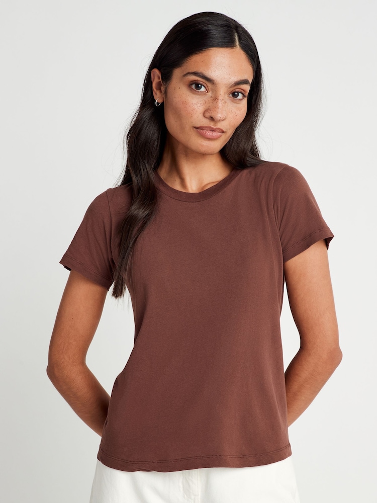 American Vintage Gamipy Short Sleeve 100% Cotton Brown T-Shirt - Image 1 of 3