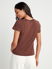American Vintage Gamipy Short Sleeve 100% Cotton Brown T-Shirt - Image 2 of 3