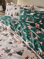 Natural/Green Hamish Christmas Reversible Duvet Cover and Pillowcase Set - Image 3 of 5