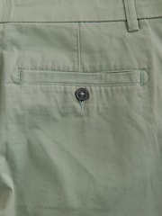 أبيض/أخضر فاتح - قياس مستقيم - Stretch Chino Shorts 2 Pack - صورة 9 من 9