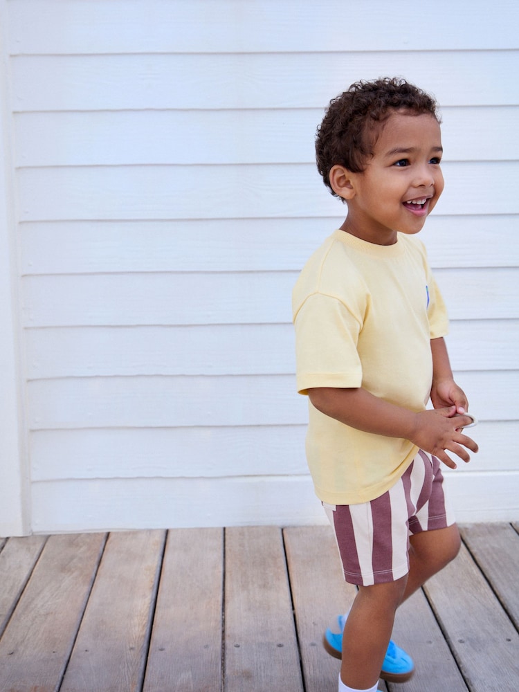 Light Yellow 100% Cotton Short Sleeve Back Print T-Shirt And Shorts Set (3mths-7yrs) - Image 3 of 5