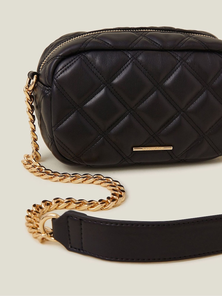 Accessorize Black Quilted Chunky Chain Camera Bag - Image 2 of 2 Accessorize Black Quilted Chunky Chain Camera Bag - Image 2 of 2