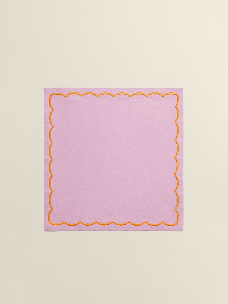 The Platera Set of 2 Pink Wave Embroidery Border Napkins - Image 2 of 3