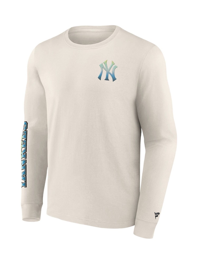 Fanatics 100% Cotton MLB New York Yankees Gradient Long Sleeve Crew White T-Shirt - Image 3 of 3