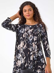 Roman Black Abstract Print Tunic - Image 5 of 6