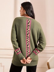 Love & Roses Khaki Green Cosy V-Neck Longline Jumper - Image 2 of 4