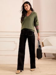 Love & Roses Khaki Green Cosy V-Neck Longline Jumper - Image 3 of 4