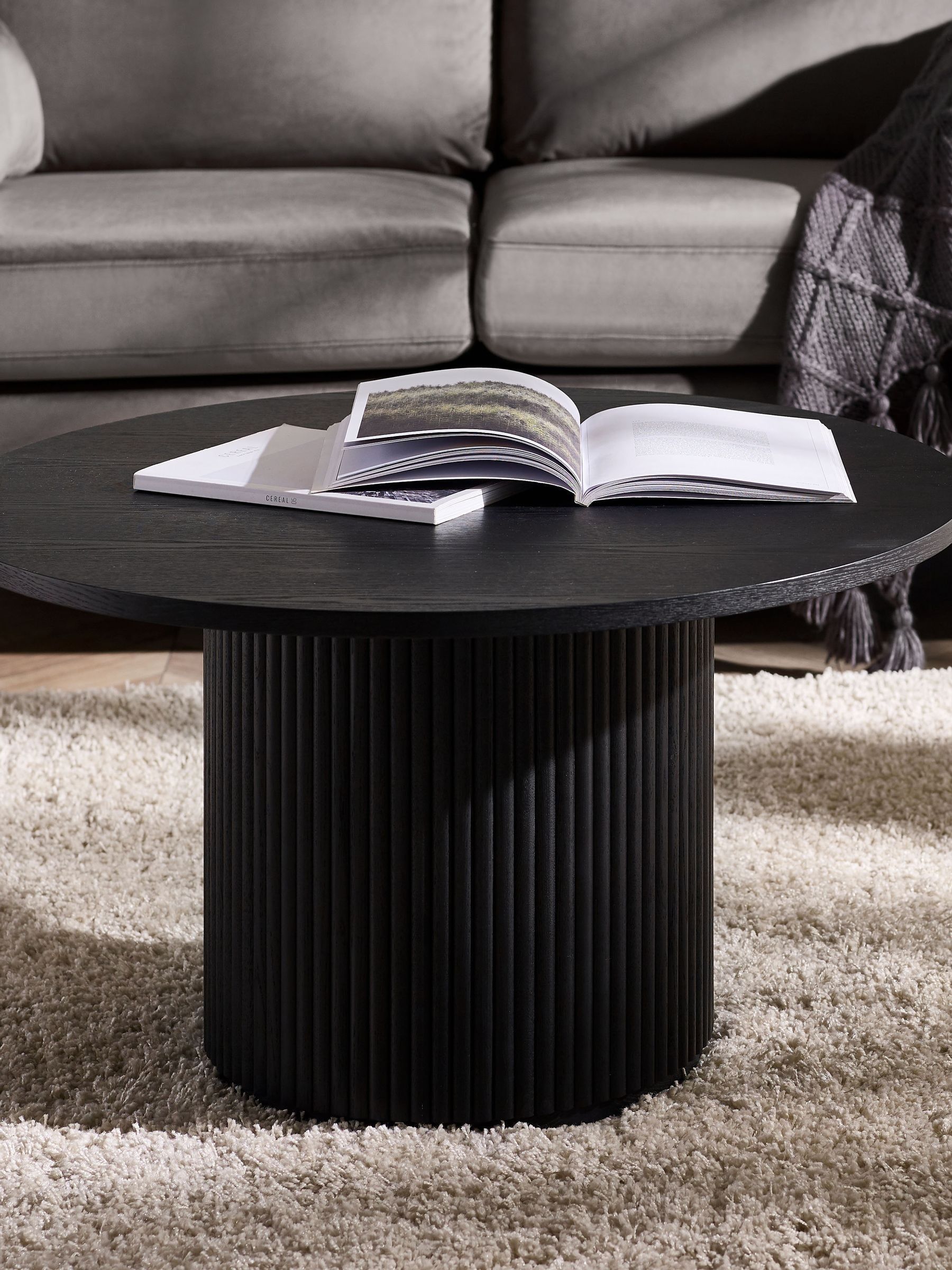 Julian Bowen Louis Black Ash Round Coffee Table - Image 6