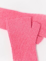 Oliver Bonas בצבע פוקסיה, כפפות מחממות סרוגות לפרקי כף היד - תמונה 3 מתוך 6