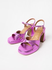 Oliver Bonas Ledersandalen mit Plateauabsatz - Bild 5 von 8