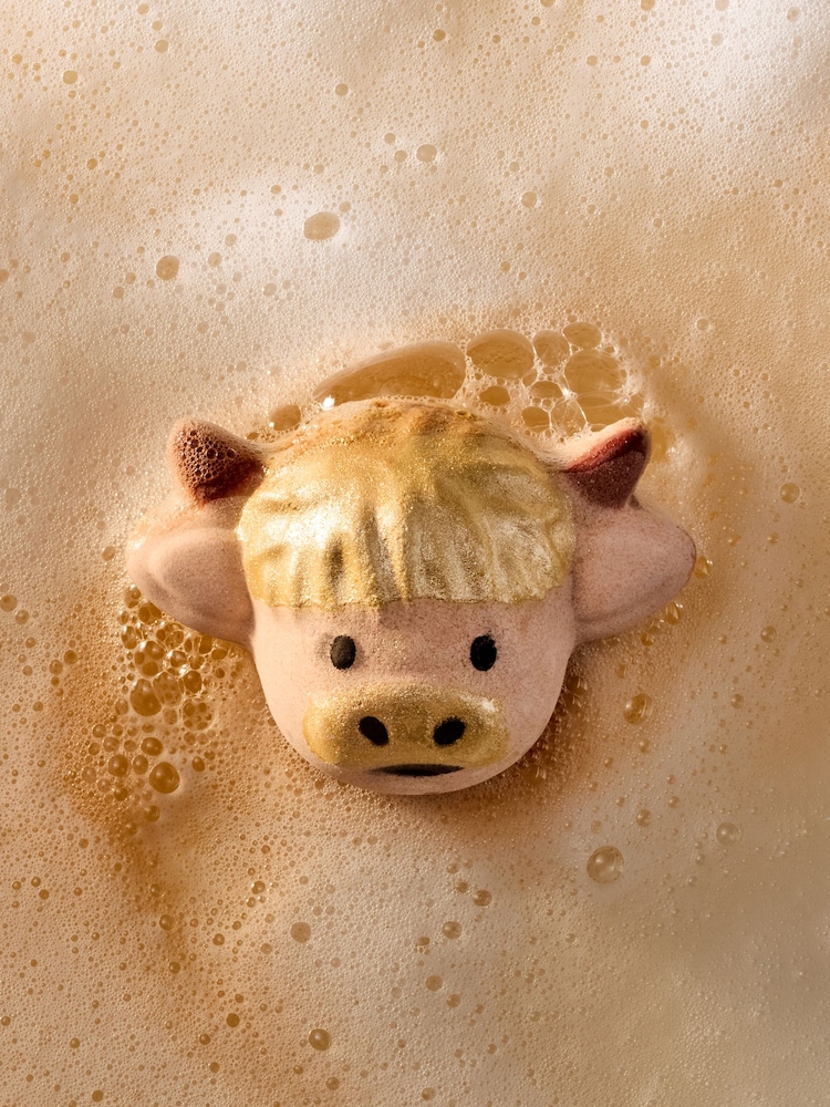 Hamish the Highland Cow Bath Fizzer 200g - Image 2 of 3 Hamish the Highland Cow Bath Fizzer 200g - Image 2 of 3
