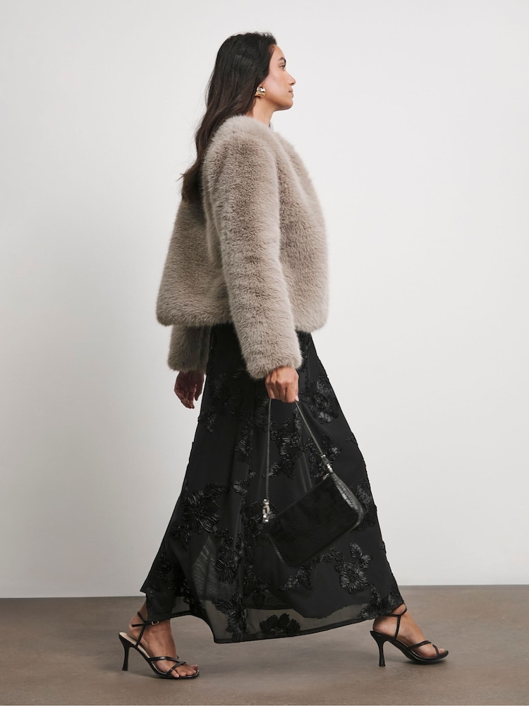 Joanna Hope Grey Cropped Faux Fur Jacket - Image 4 of 4
