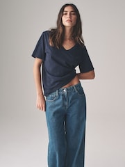 Navy/Light Blue/ Cream - The Set מארז של 3 חולצות טי מבד במרקם לא אחיד עם צווארון וי, %100 כותנה - תמונה 6 מתוך 12