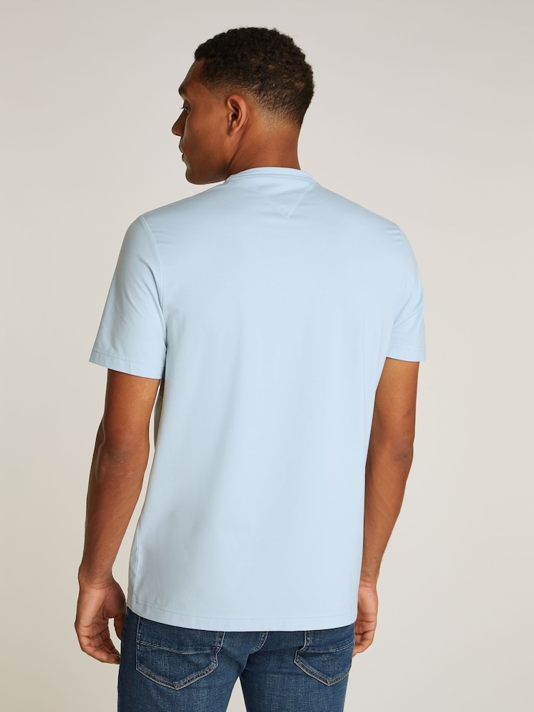Tommy Hilfiger Regular Fit Technical T-Shirt - صورة 2 من 7