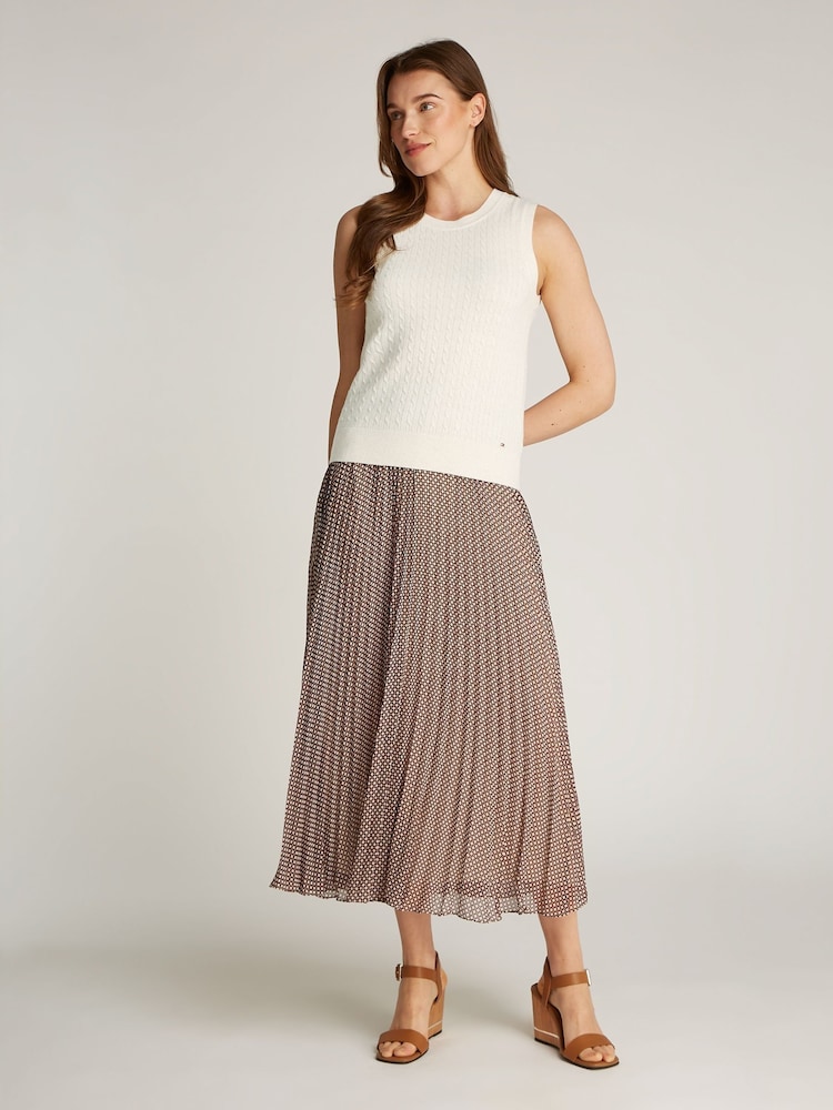 Tommy Hilfiger Natural Slim Wool Cable Crew Neck Tank Top Jumper - Image 3 of 6