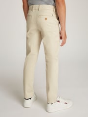 Кремовый - Tommy Hilfiger Слим фит 1985 Мягкая твилл брюки чинос - Image 2 of 5