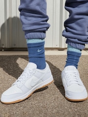Nike White Dunk Low Trainers - Image 13 of 14