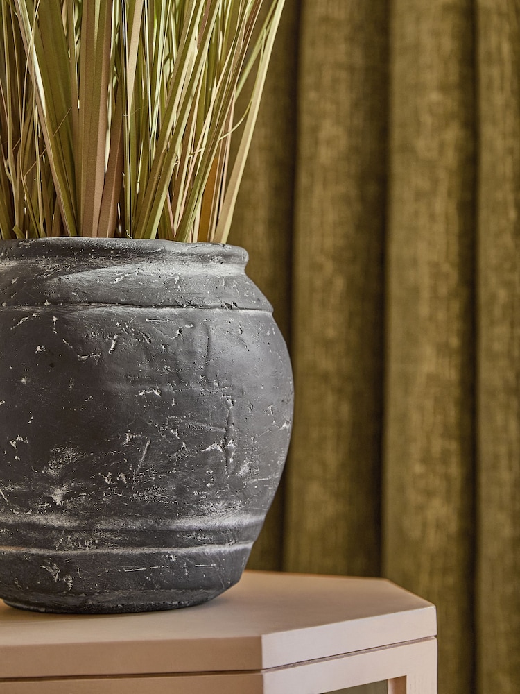 Green Artificial Pampass Grass In Textured Black Pot - Image 2 of 5 Green Artificial Pampass Grass In Textured Black Pot - Image 2 of 5