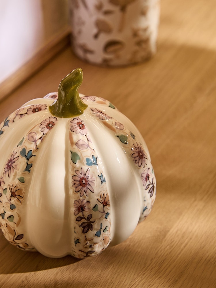 Ornament de abóbora com Print Floral em cerâmica e relevo - Imagem 2 de 5