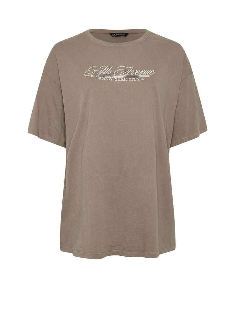 Yours Curve Brown Oversized Acid Wash Fifth Avenue 100% Cotton T-Shirt - Image 5 of 5