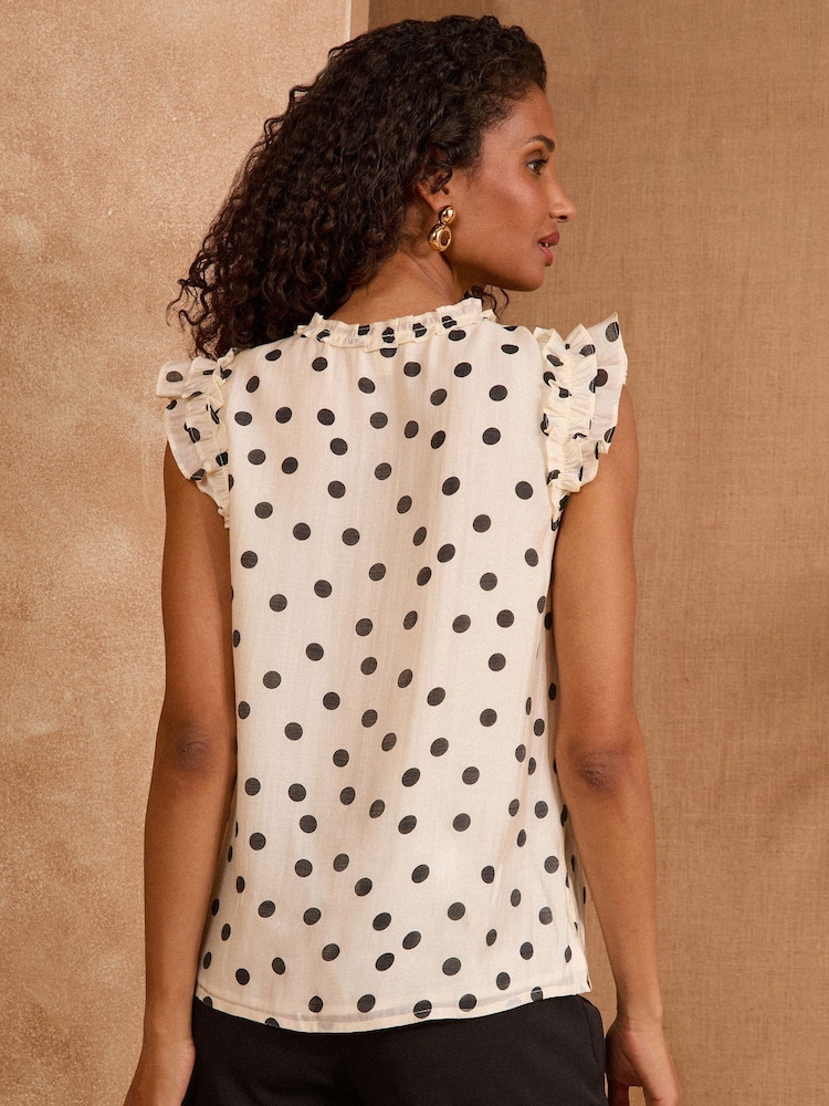 Love & Roses Blush Pink Spot Frill Short Sleeve V-Neck Blouse - Image 4 of 4