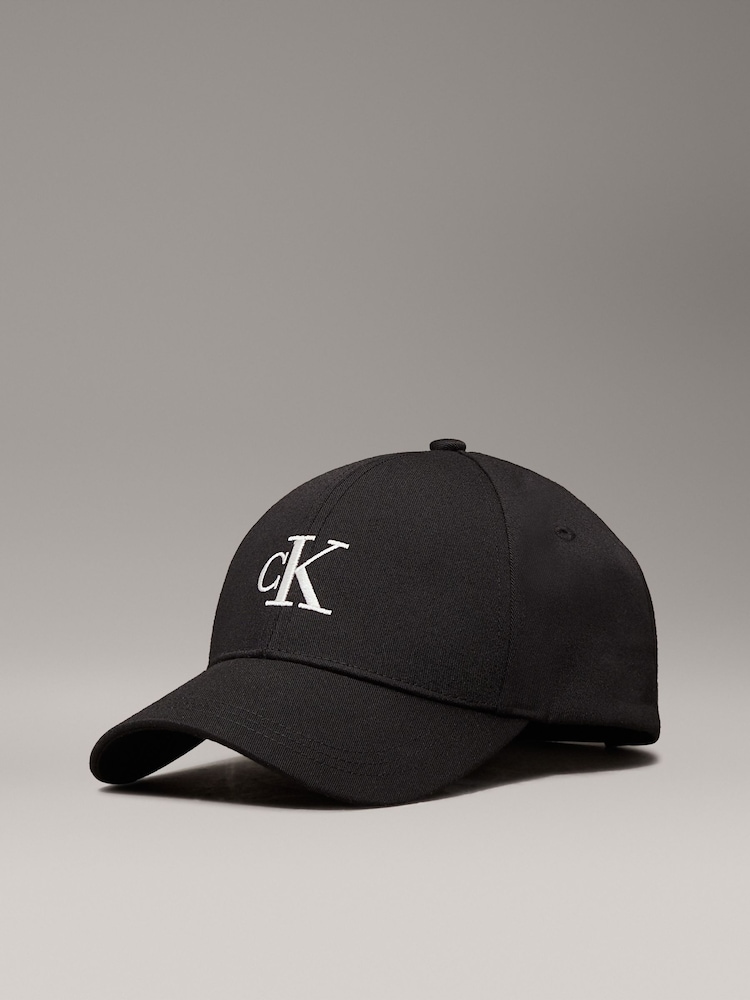 Черный - Calvin Klein Monogram Embroidered Cap - Изображение 1 из 4