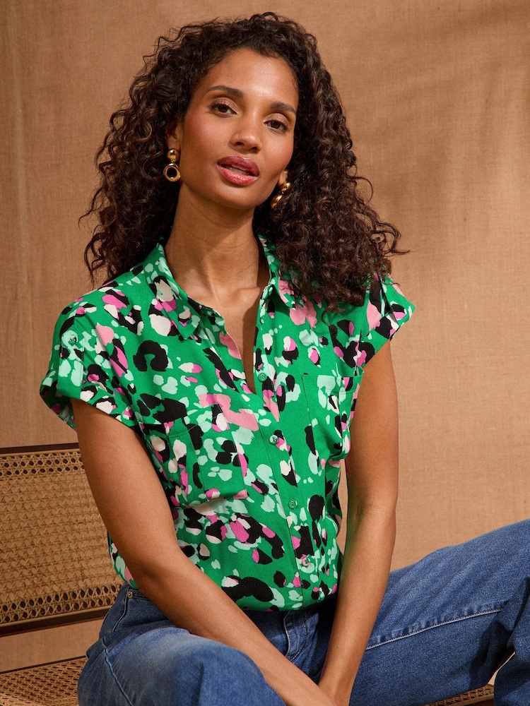 أخضر شكل حيواني - Love & Roses Printed Roll Sleeve Shirt - صورة 1 من 4