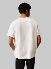 Бежевый - Calvin Klein 100% Cotton Monologo T-Shirt - Image 2 of 5