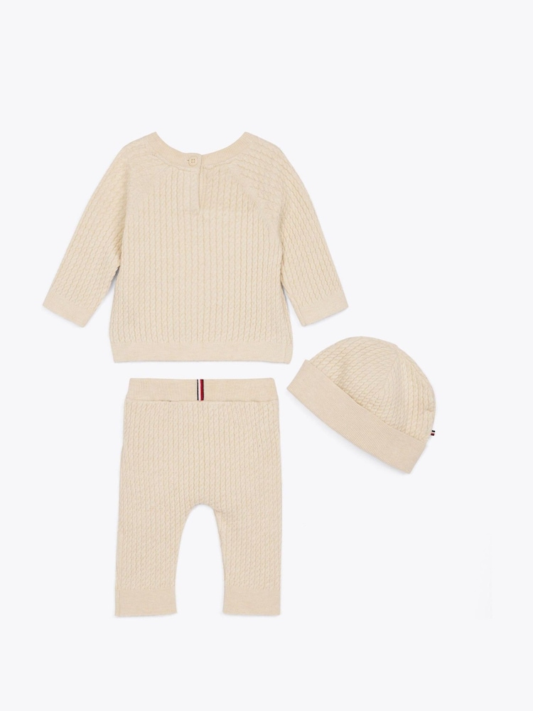 Tommy Hilfiger Natural Cable Knitted Set Giftbox - Image 2 of 3 Tommy Hilfiger Natural Cable Knitted Set Giftbox - Image 2 of 3