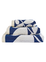 Orla Kiely Dusk Sycamore Stripe Bath Towel - Image 5 of 5