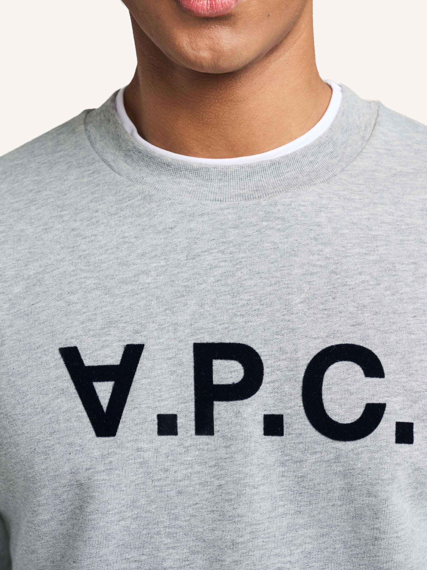 Next：日本 グレー - A.P.C. 大きなスタンダードスウェット