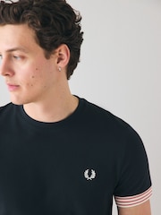 Синий - Fred Perry футболка в полоску с манжетами - Image 4 of 6