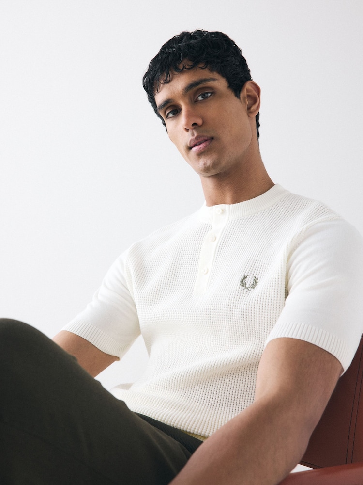 Fred Perry Waffle Henley T-Shirt - Image 3 of 7