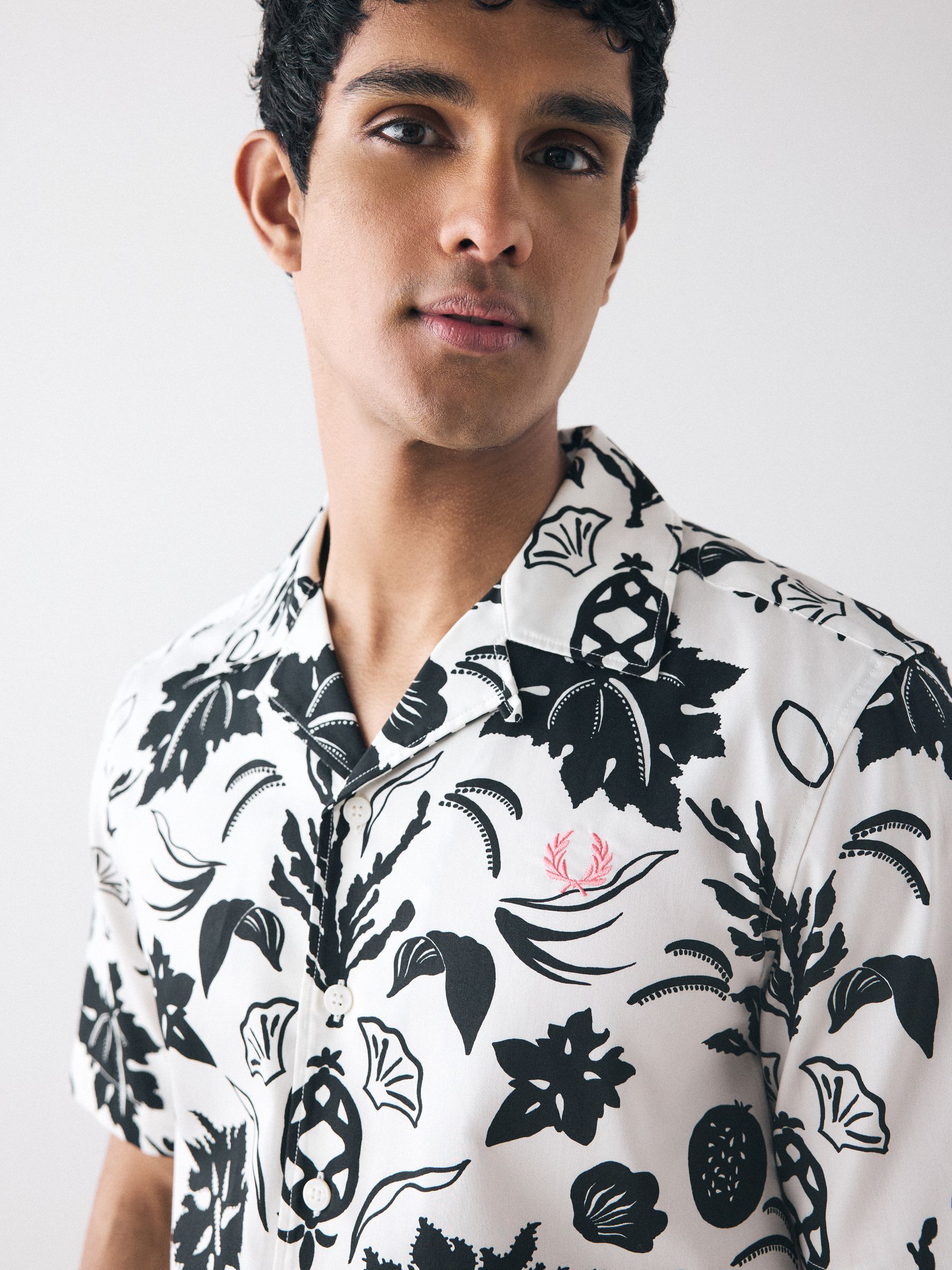 【FRED PERRY】 ★ Botanical Print Revere Collar Shirt ★ Botanical Print Revere Collar - Light Ecru | Men's Shirts